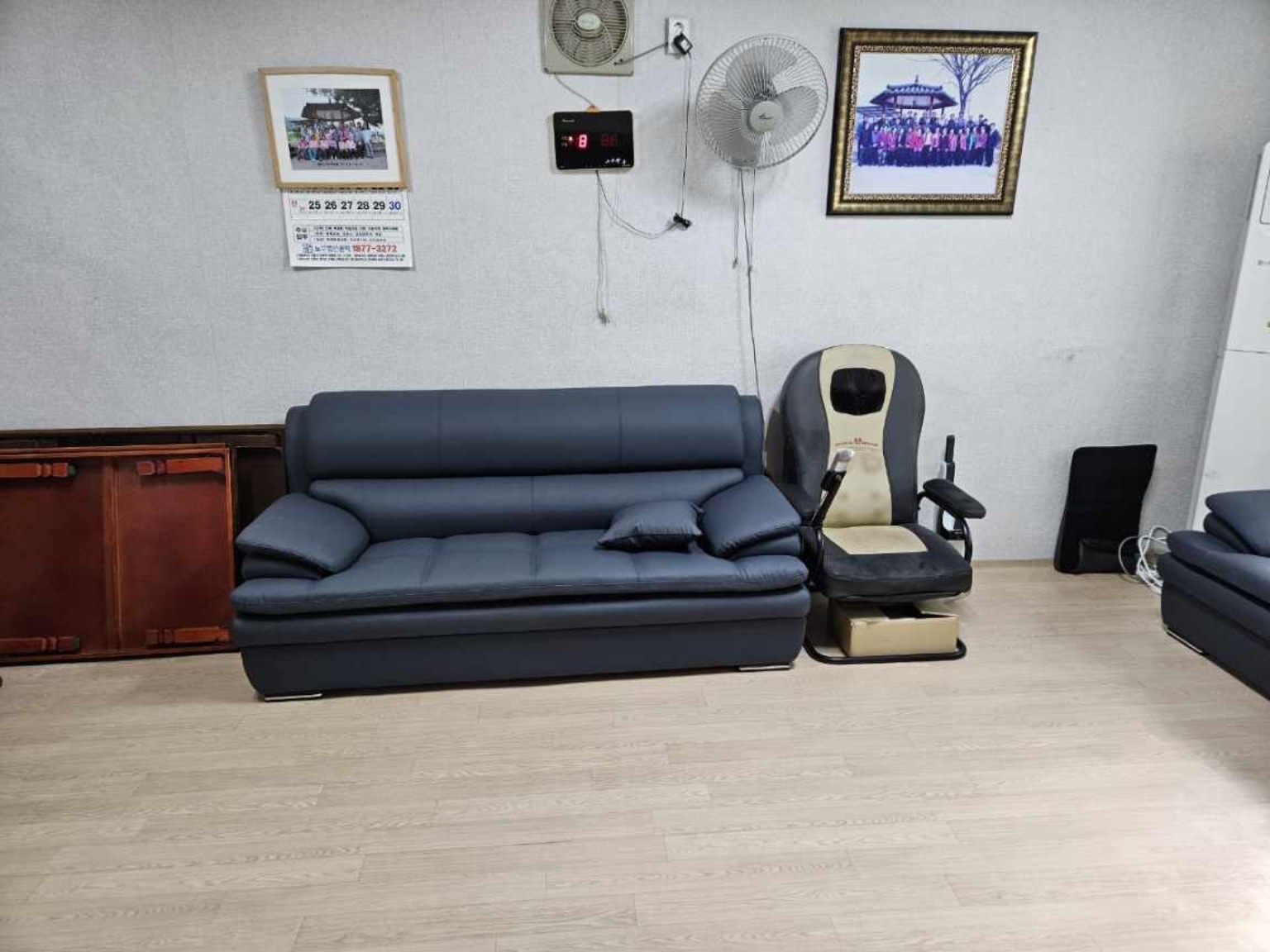 경로당에 설치한 3인용 소파